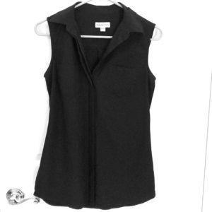 Button-up, sleeve-less blouse